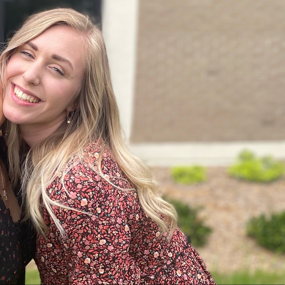 Meet your Posher, Makayla